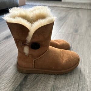 UGG Tan Winter Boots with Button